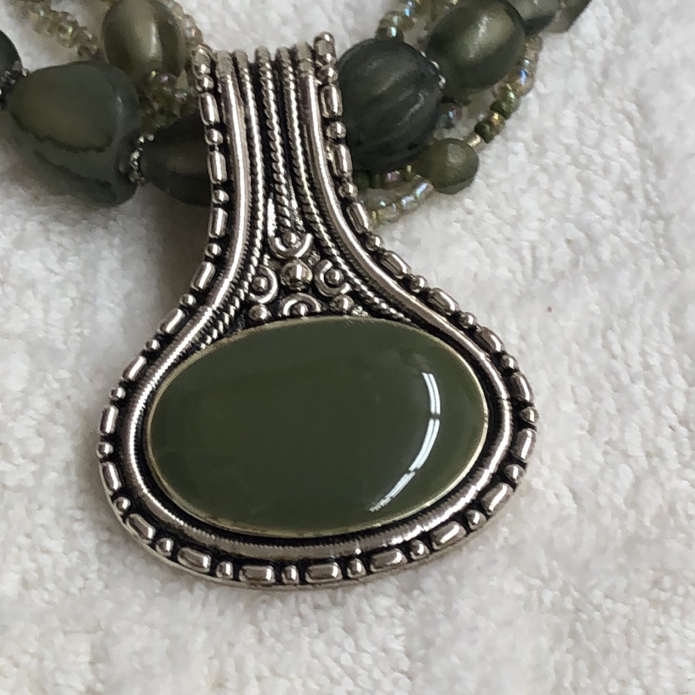 Necklace - Picture 2 of 3